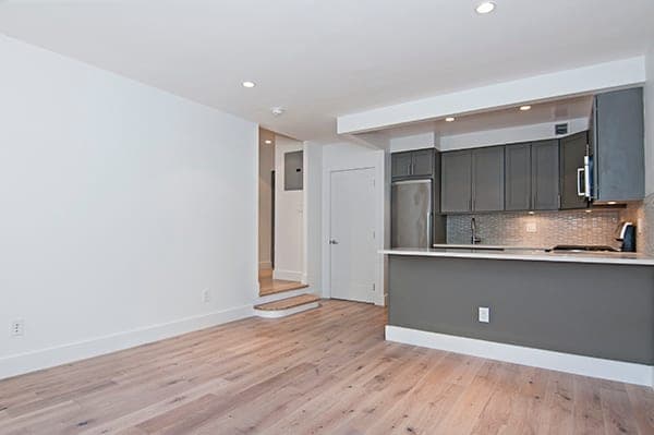 361 East 50th St