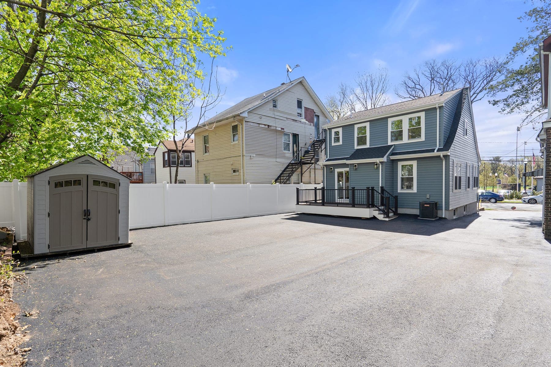 Maple Residence — Rear Right
